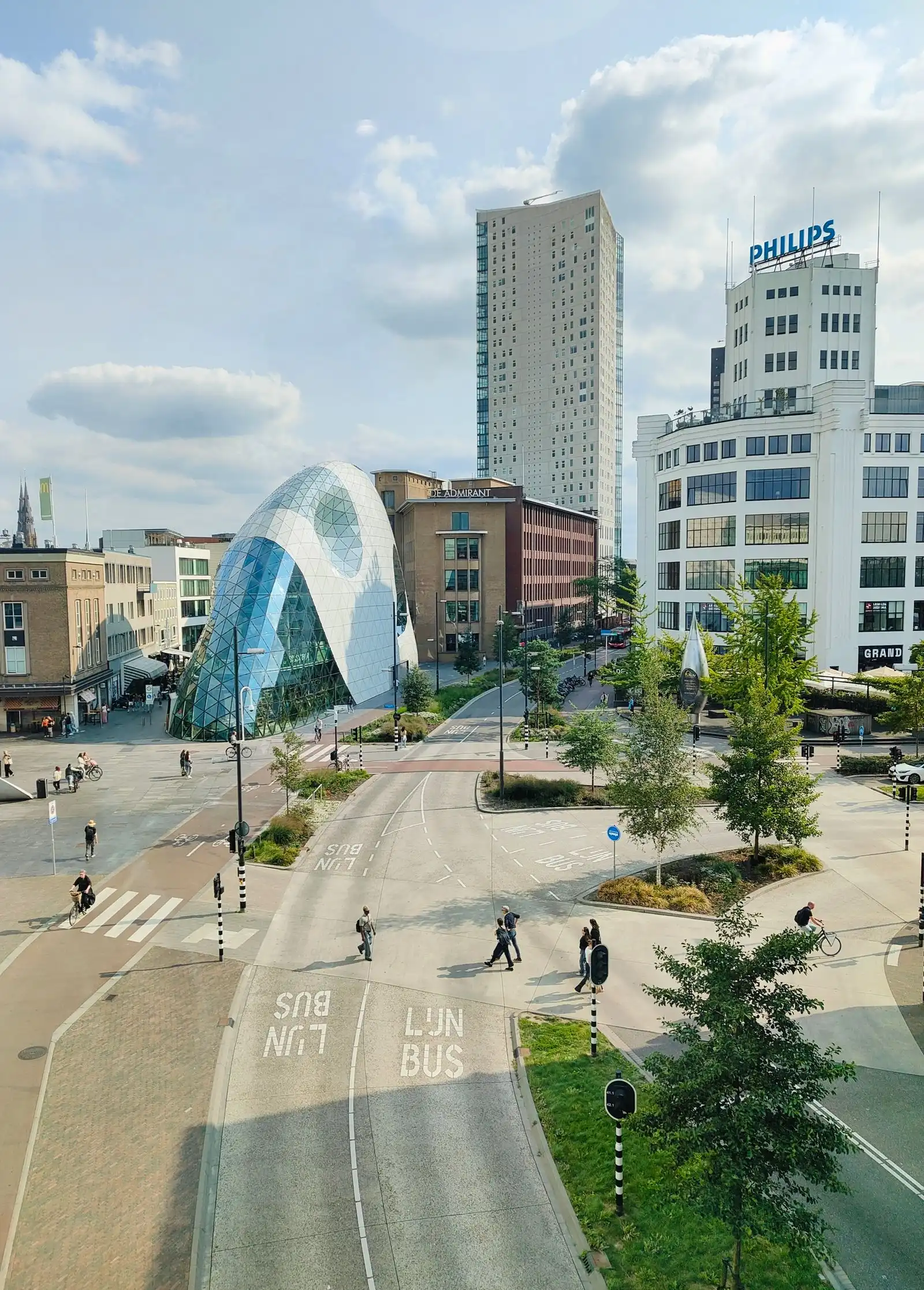 The curved Blob building beside a square in Eindhoven