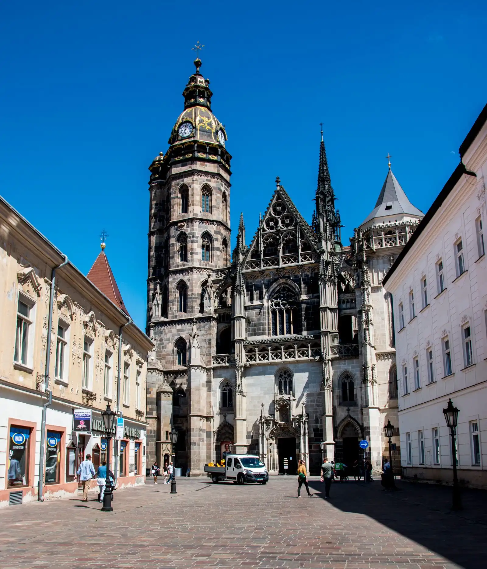 St Elisabeth Cathedral in Košice beneath a blue sky